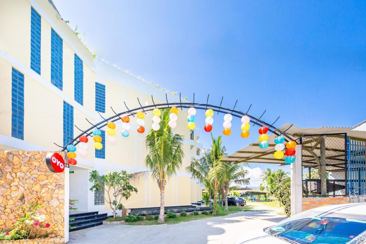 Oyo 426 Klaus Resort Нячанг Екстер'єр фото