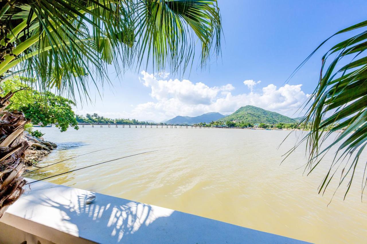 Oyo 426 Klaus Resort Нячанг Екстер'єр фото